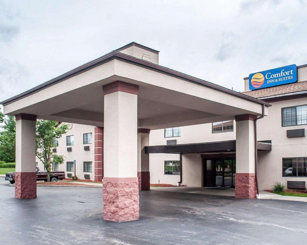 Comfort Inn & Suites Hamburg Bagian luar foto